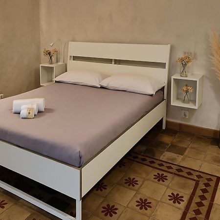 Maniace 57, Ortigia Historic Center, 200 Mt From The Beach 锡拉库扎 外观 照片